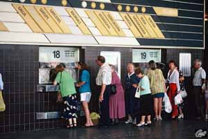 Juli 1999 - Schalter im Hauptbahnhof