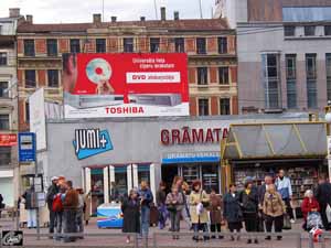 September 2004 - Haltestellen am Bahnhofsplatz