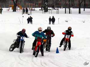 März 2005 - Motorsport auf dem Maaras dikjis