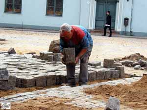 Oktober 2006 - Pflasterarbeiten am Schloßplatz